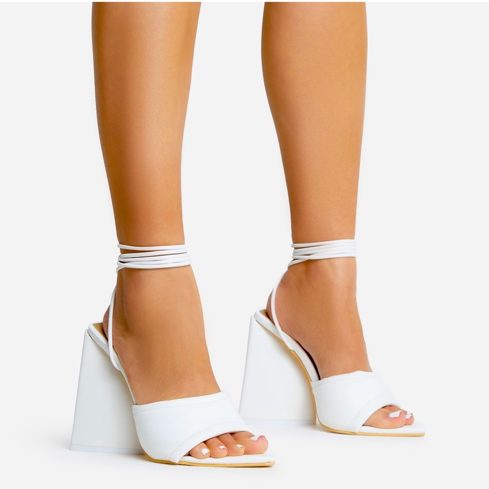 Ego white lace pointed toe mule